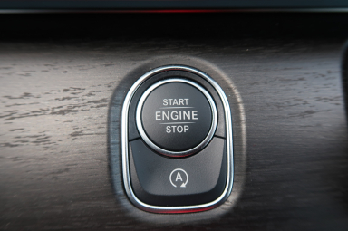 Mercedes-Benz V - 2025