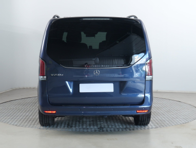 Mercedes-Benz V - 2025
