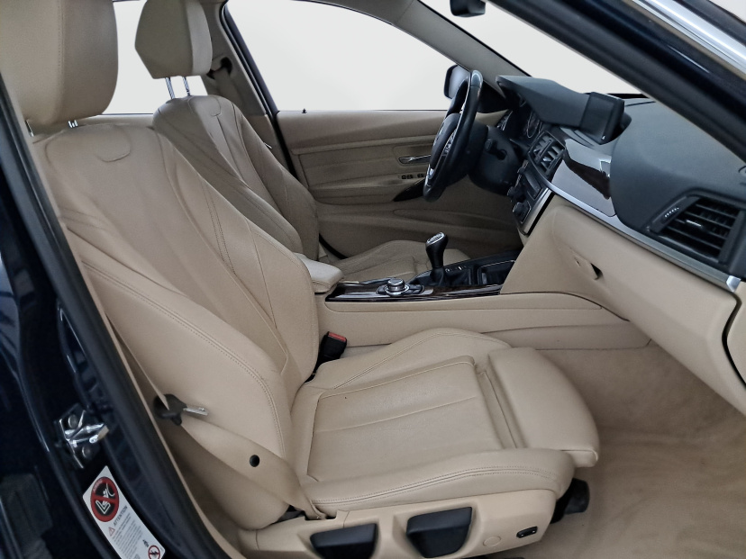 BMW 3, 2012