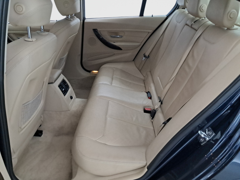 BMW 3, 2012