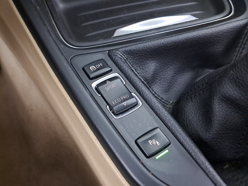 BMW 3, 2012
