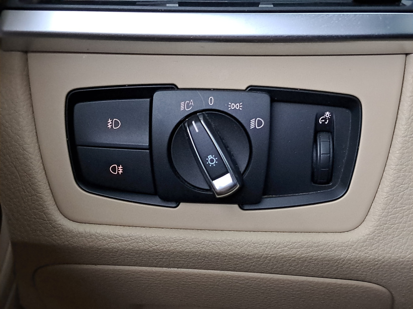 BMW 3, 2012