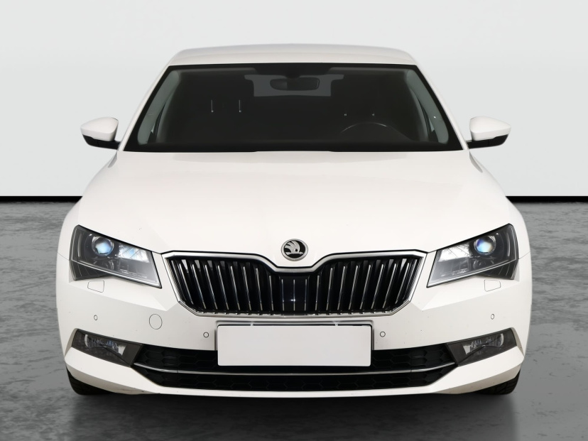 Škoda Superb, 2016