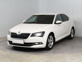 Škoda Superb - 2016