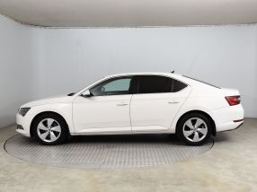 Škoda Superb - 2016