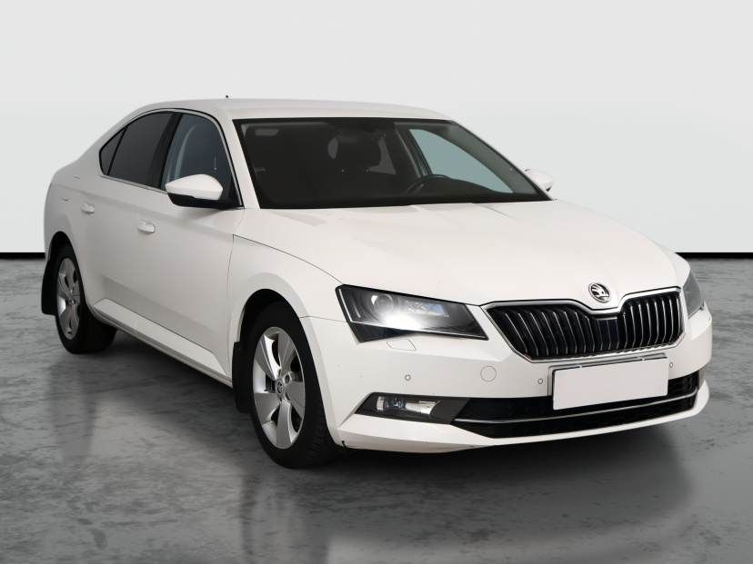 Škoda Superb, 2016