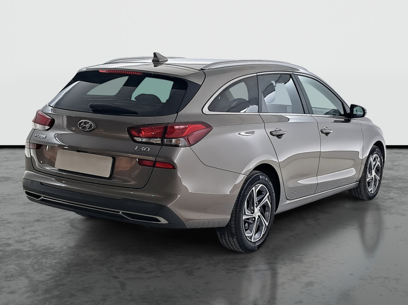 Hyundai i30, 2022