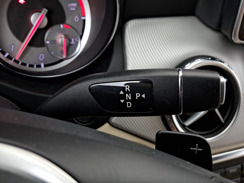 Mercedes-Benz GLA, 2015