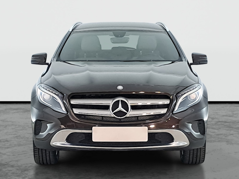 Mercedes-Benz GLA, 2015