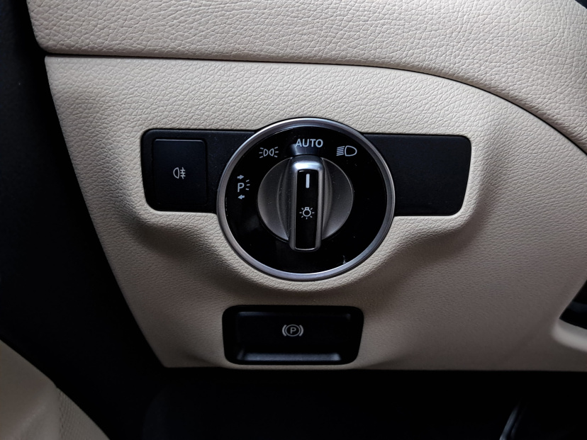 Mercedes-Benz GLA, 2015