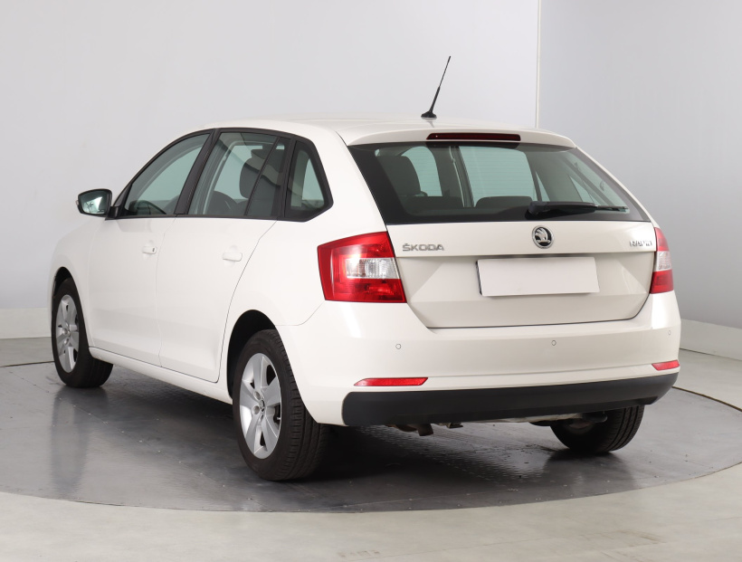 Škoda Rapid Spaceback, 2016