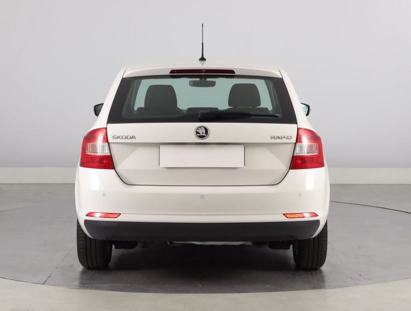 Škoda Rapid Spaceback, 2016