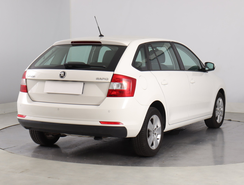 Škoda Rapid Spaceback, 2016
