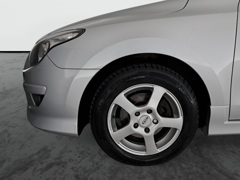 Hyundai i30, 2011