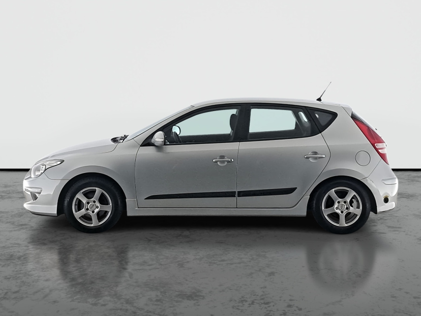 Hyundai i30, 2011