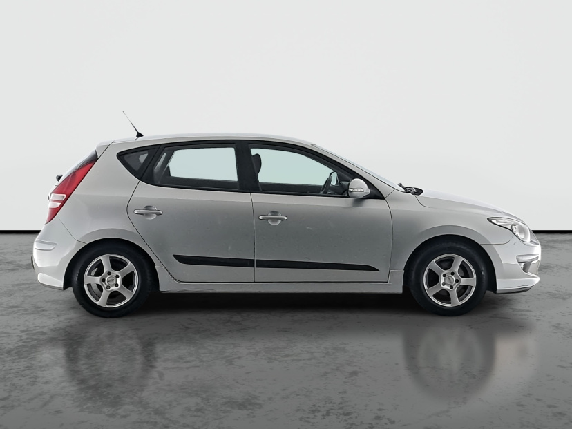 Hyundai i30, 2011