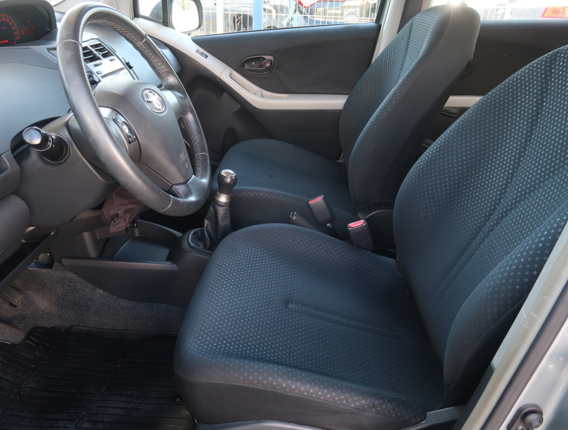 Toyota Yaris, 2010