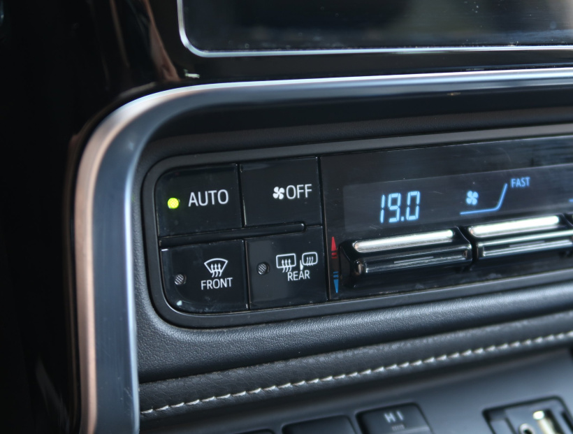Toyota Auris, 2015