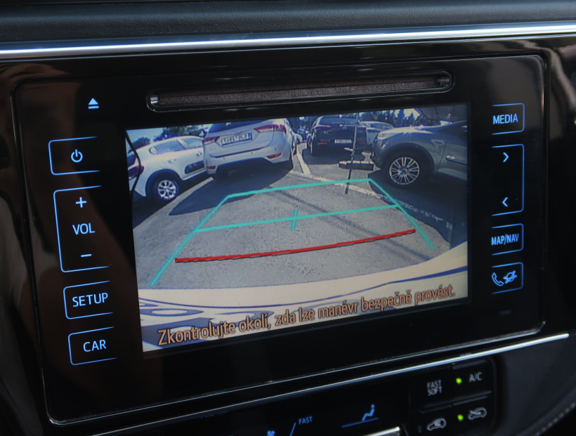 Toyota Auris, 2015