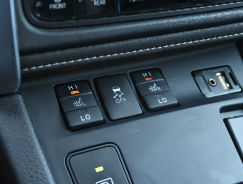 Toyota Auris, 2015