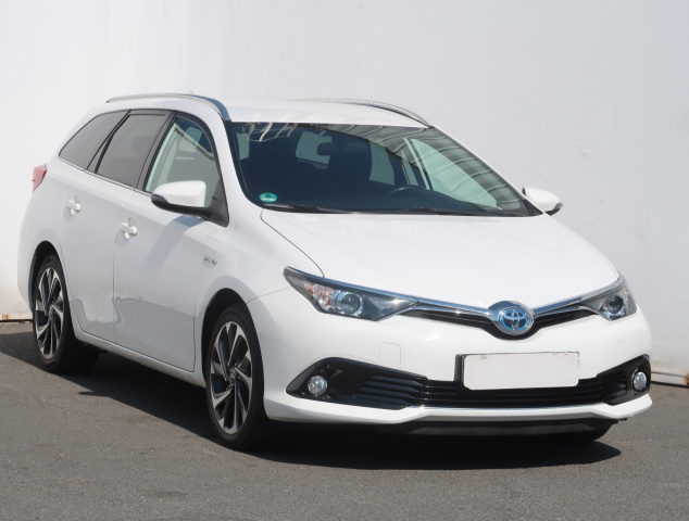 Toyota Auris 2015