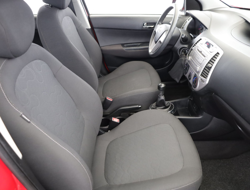 Hyundai i20, 2012