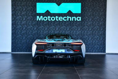 McLaren Artura - 2024