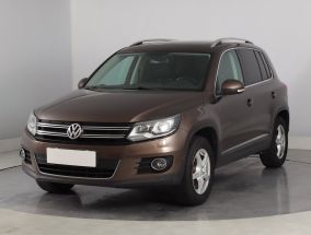 Volkswagen Tiguan - 2012