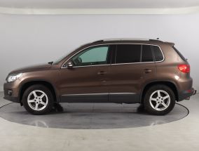 Volkswagen Tiguan - 2012