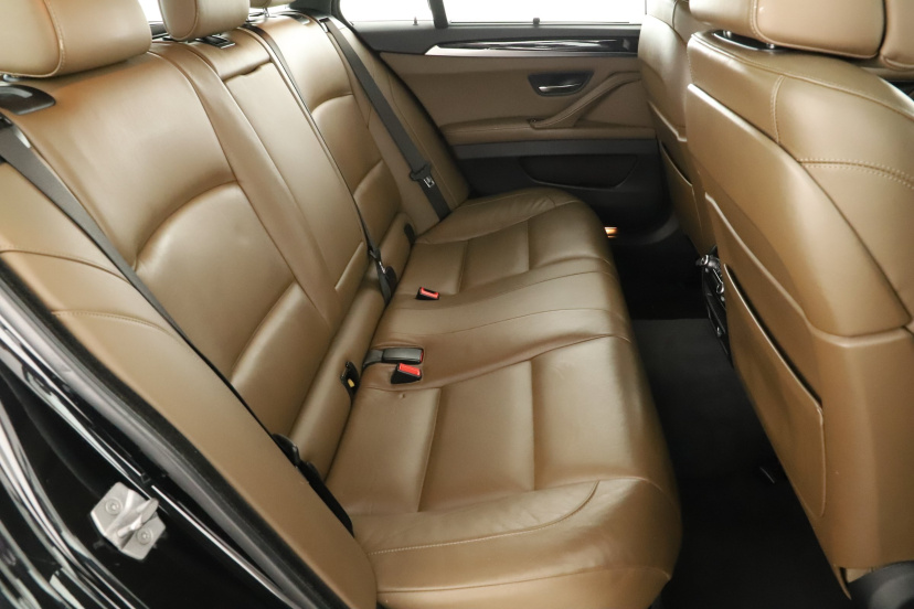 BMW 5, 2015