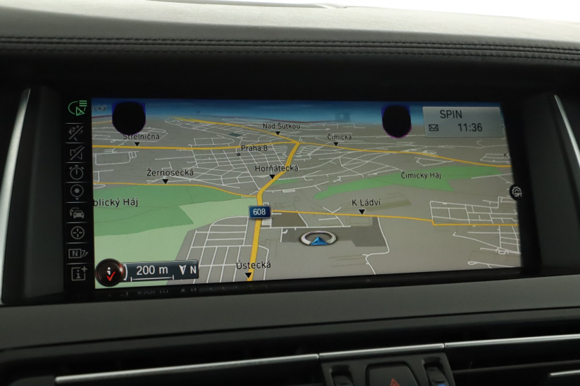 BMW 5, 2015