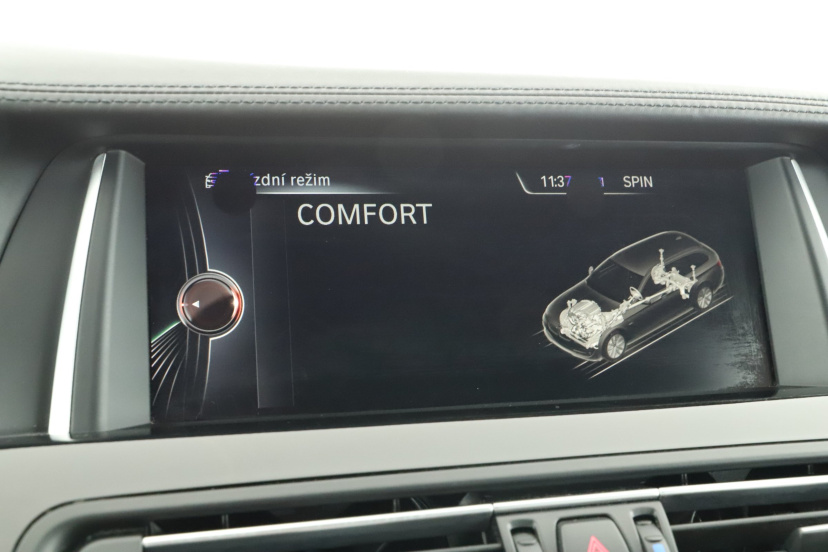 BMW 5, 2015