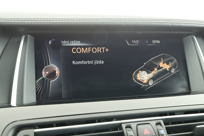 BMW 5, 2015