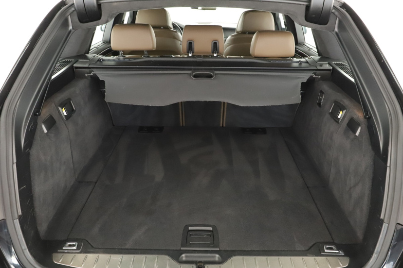 BMW 5, 2015