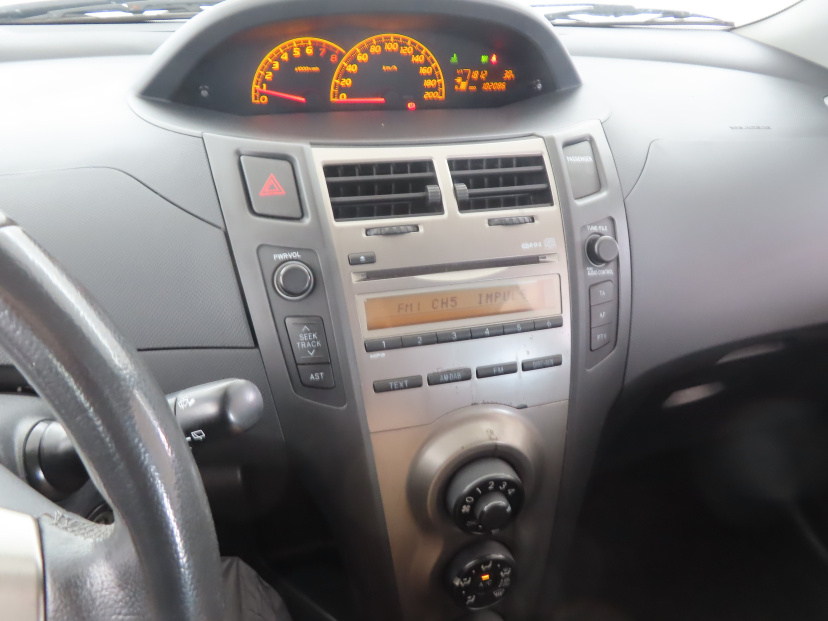 Toyota Yaris, 2010