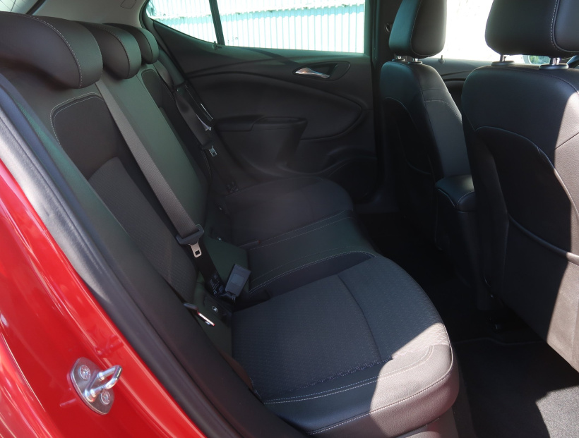 Opel Astra, 2016