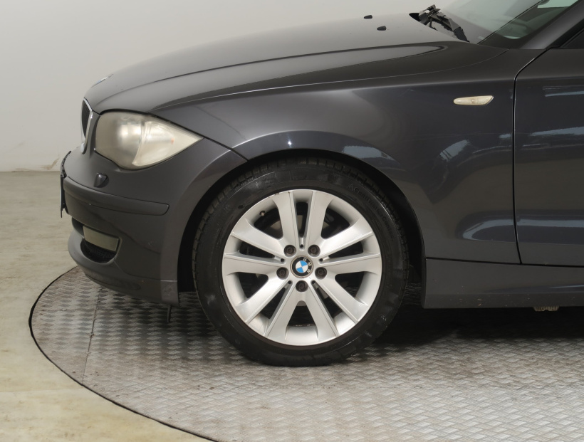 BMW 1, 2008