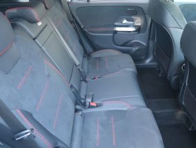 Mercedes-Benz GLB - 2024