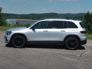 Mercedes-Benz GLB - 2024
