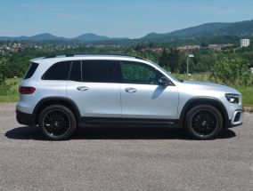 Mercedes-Benz GLB - 2024
