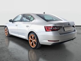 Škoda Superb - 2017