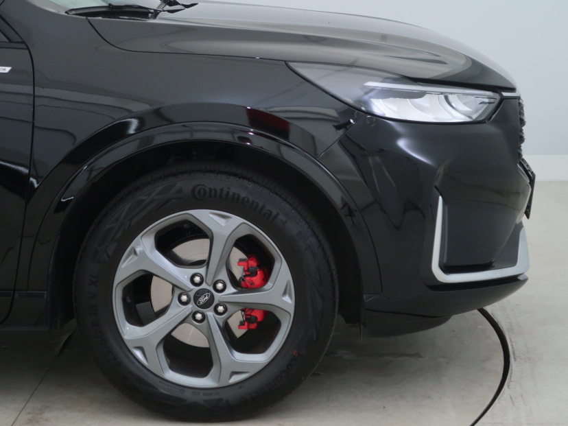 Ford Kuga, 2025