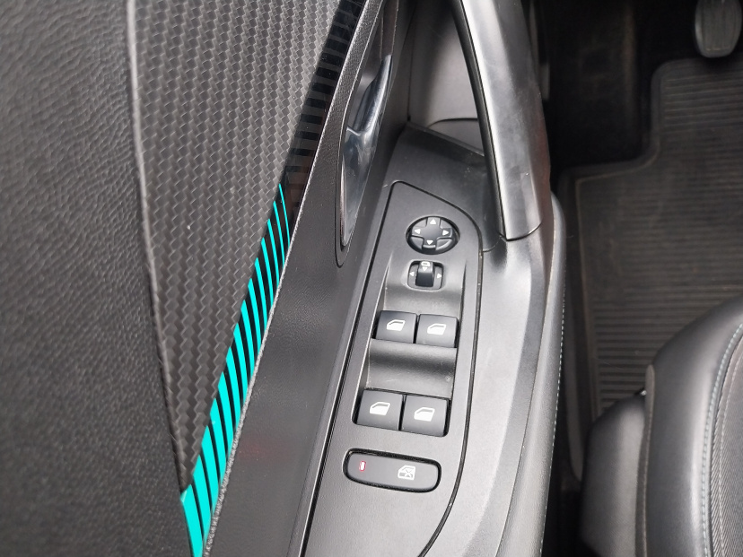 Peugeot 2008, 2021