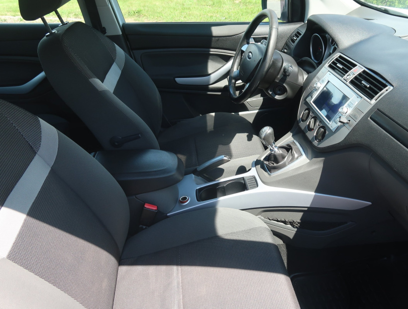 Ford Kuga, 2009