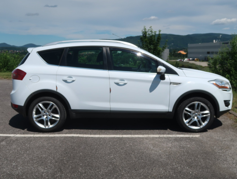 Ford Kuga, 2009