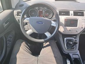 Ford Kuga - 2012