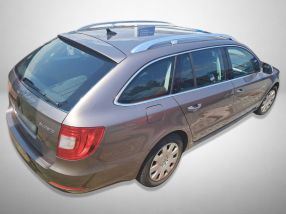 Škoda Superb - 2011