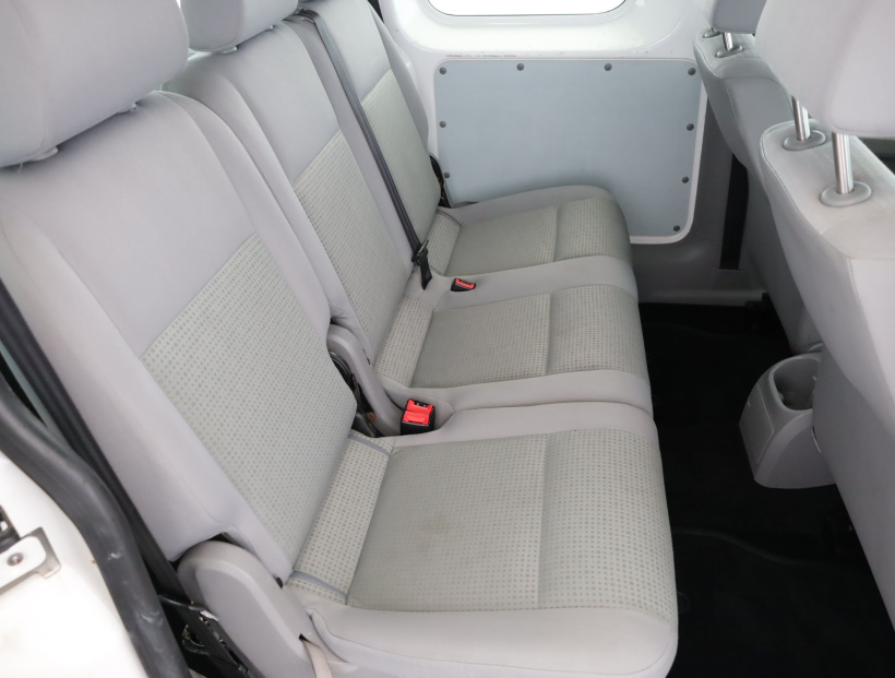 Volkswagen Caddy, 2010