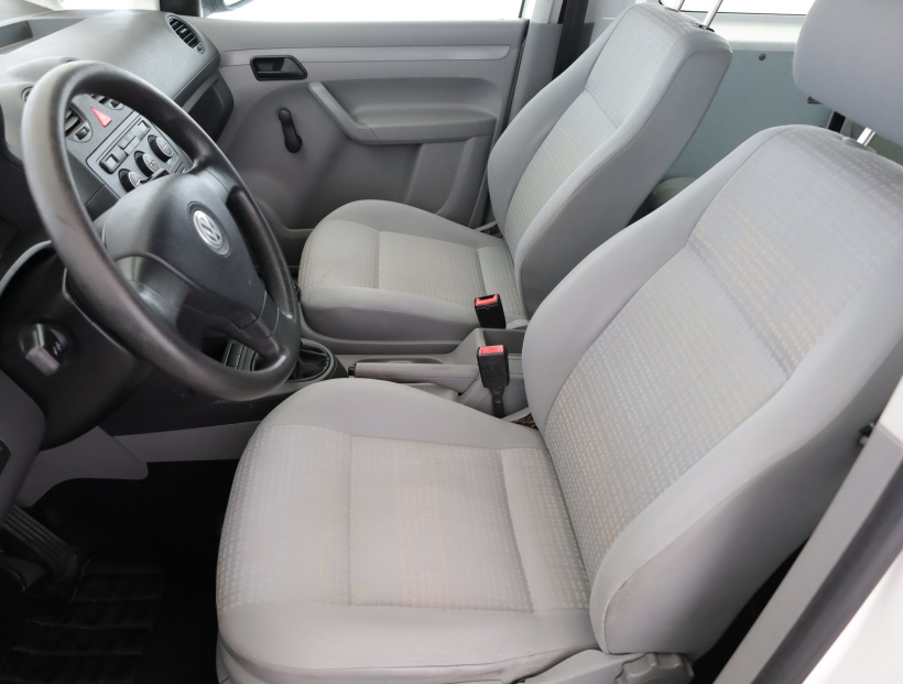 Volkswagen Caddy, 2010