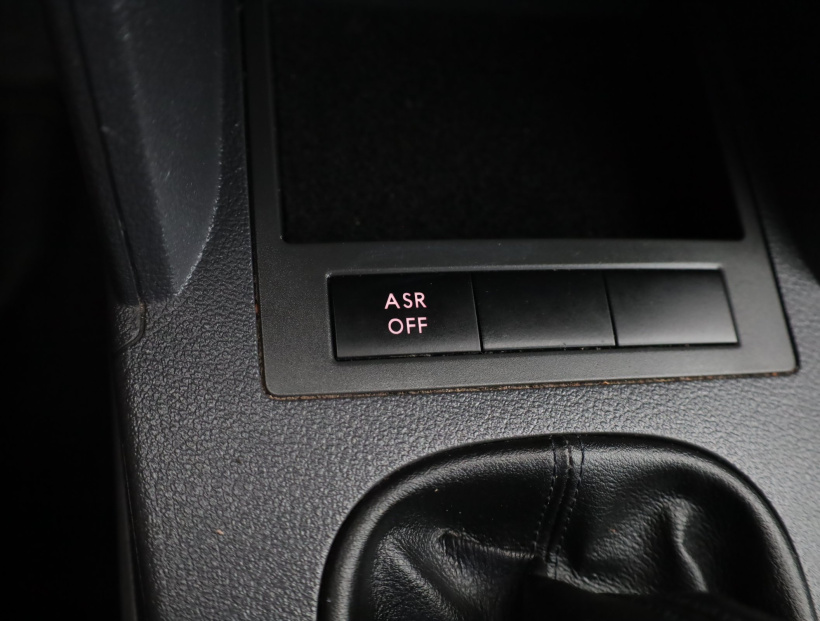 Volkswagen Caddy, 2010
